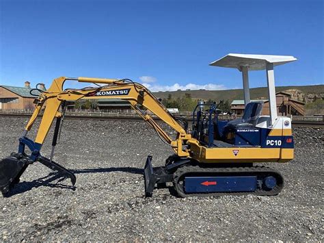 Used Komatsu PC10